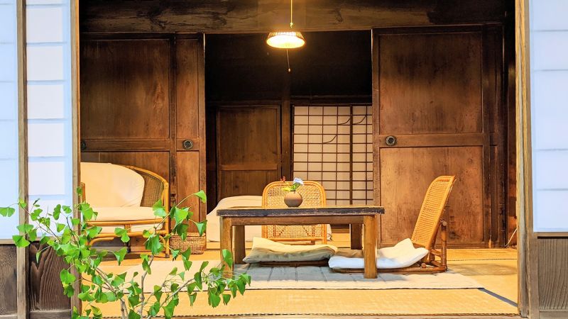 Young entrepreneurs turn abandoned Japanese house into thriving guesthouse