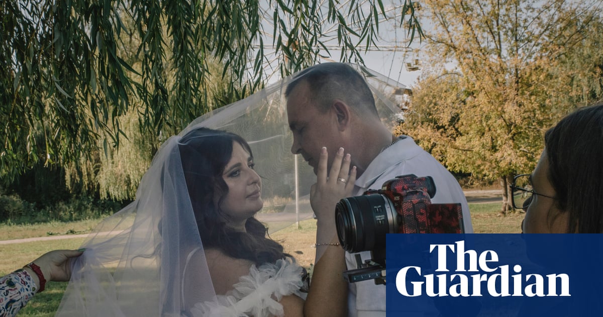 Ukrainian Youth Stand Firm: Embrace Life Despite Russian Bombings