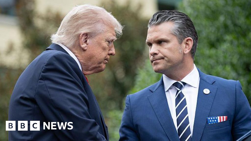 Trump and Hegseth to Hold Rare Meeting with Top US Generals