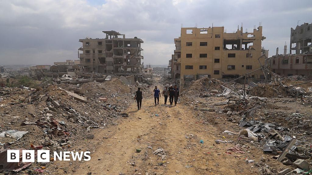 Israel strikes Gaza bus, kill eleven: Hamas warns of escalation