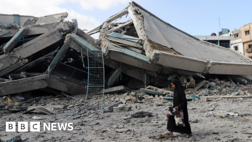 Trump sets Sunday deadline for Hamas to accept Gaza peace deal