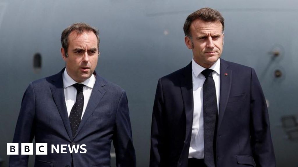 French Prime Minister Lecornu steps down after brief tenure, signaling shifts in government leadership