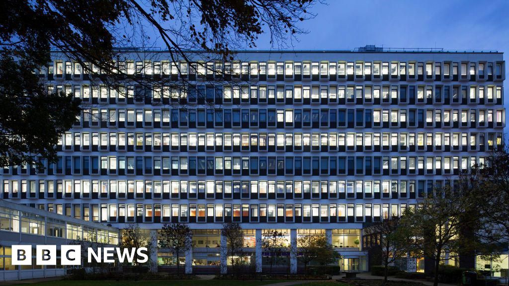 UKHSA Watches Closely as Brighton University Meningitis Cases Emerge