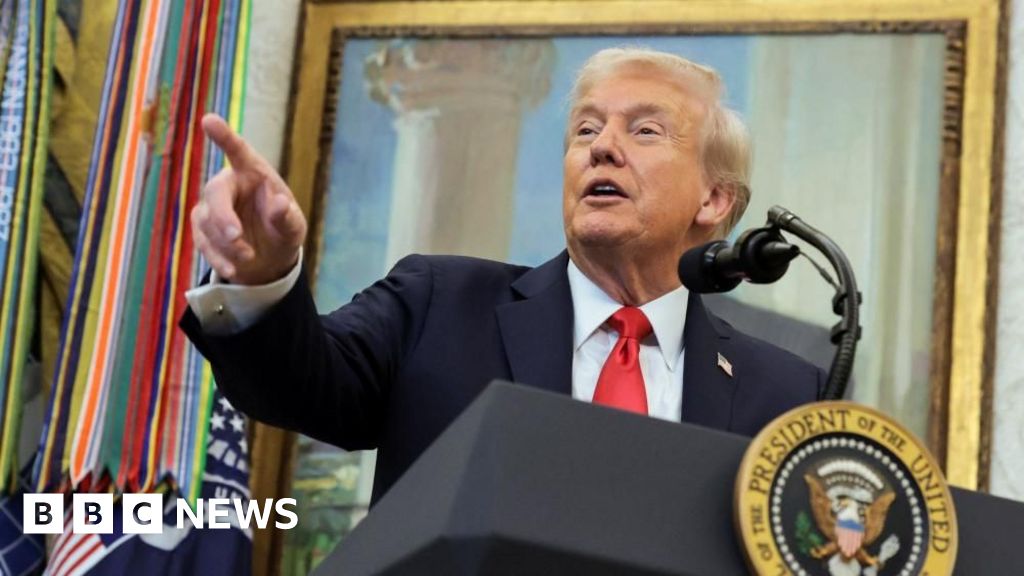 U.S. to Bring Back Survivors of Strike on Drug-Running Submarine, Trump Confirms