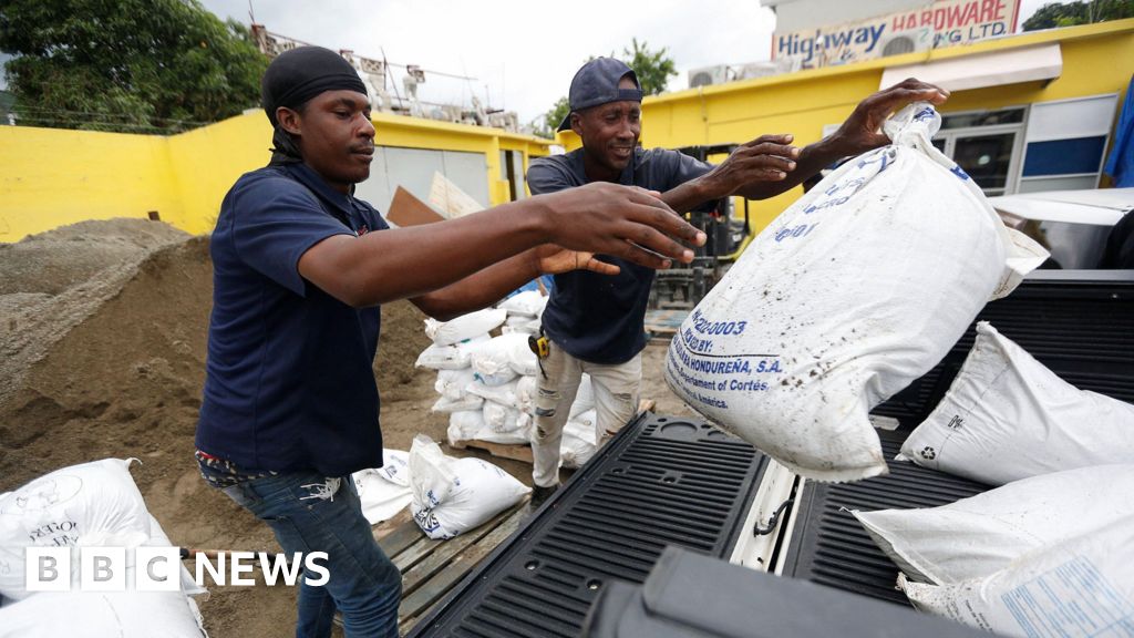 Hurricane Melissa Threatens Jamaica’s Biggest Blow Yet
