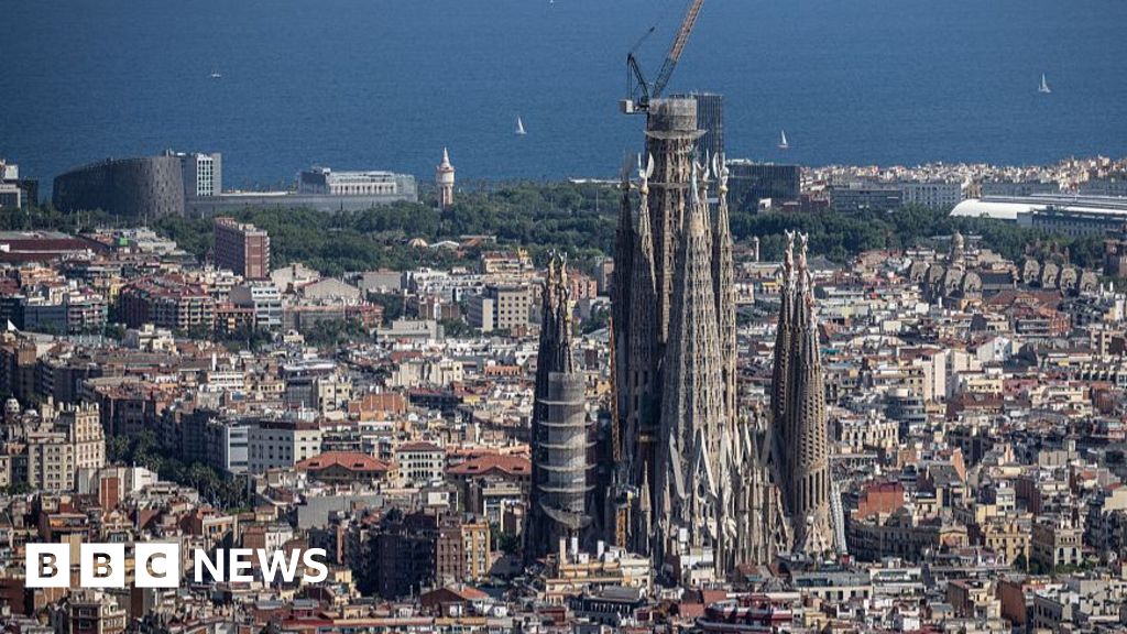 Sagrada Familia in Barcelona Tops Global Charts as World’s Tallest Church