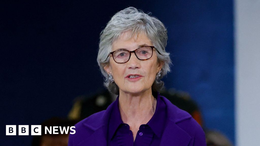 Catherine Connolly Makes History as Ireland’s 10th President—A New Era Begins