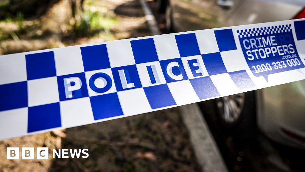 Nine injured as Walcha demolition derby crash crashes into spectators