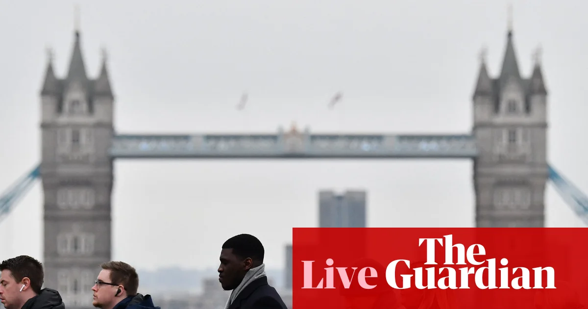 Starmer under fire from Labour youth over U-turn on workers' rights bill