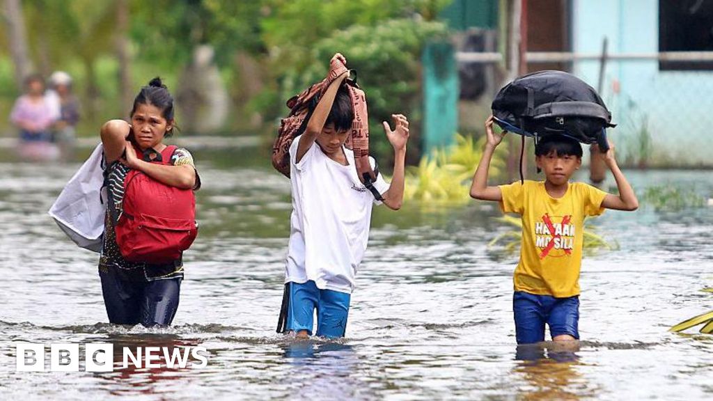 Typhoon Fung-wong approaches Philippines as Kalmaegi's destruction lingers
