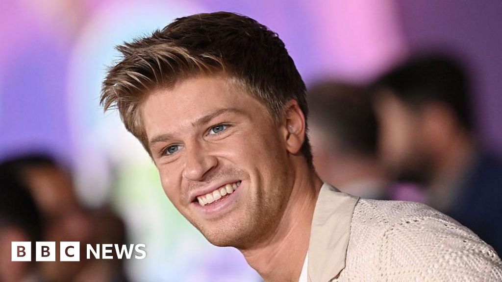 Robert Irwin crowns himself Dancing with the Stars champ, a decade after sister’s victory—showing true Aussie spirit and family legacy
