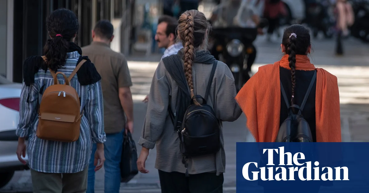 Iran arrests marathon organizers over women running unveiled