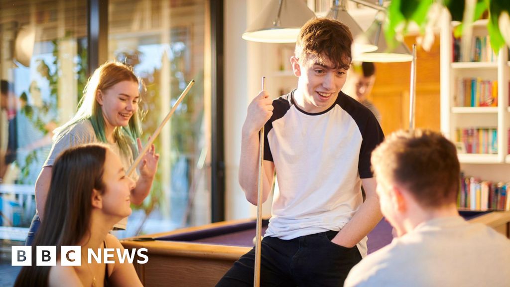 Hundreds of youth hubs aimed at empowering Britain’s isolated youth, delivering hope and opportunity.