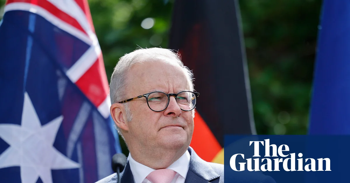 Albanese backs Herzog’s Australia trip as MP demands cancelation — Bondi terror attack aftermath