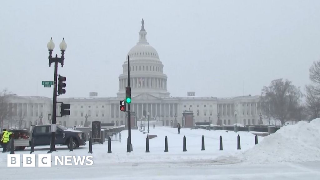 Winter storm hits America: millions left in the cold amid outages and chaos