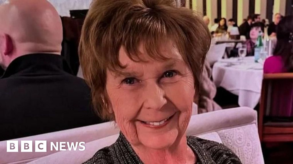 Police hunt for clues in new message to find Savannah Guthrie’s missing mom