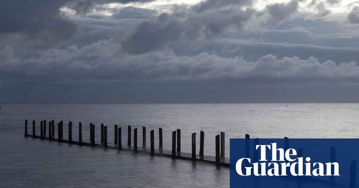 Young Hero Survives Harrowing Four-Hour Sea Journey to Rescue Family off Western Australia