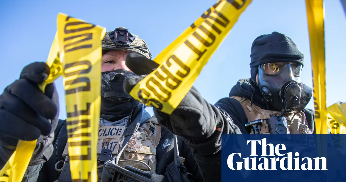 Senator pushes for ICE body cameras to hold agents accountable on patrols