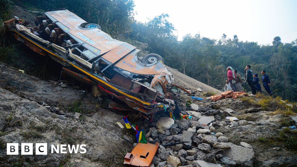 Brit teen among 19 dead in Nepal bus tragedy