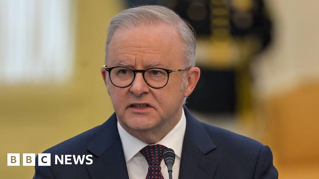 Chinese dance troupe’s Australia tour sparks bomb threat targeting PM