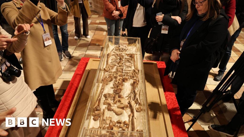 St. Francis’s bones go on display, sparking pride in Italy’s heritage