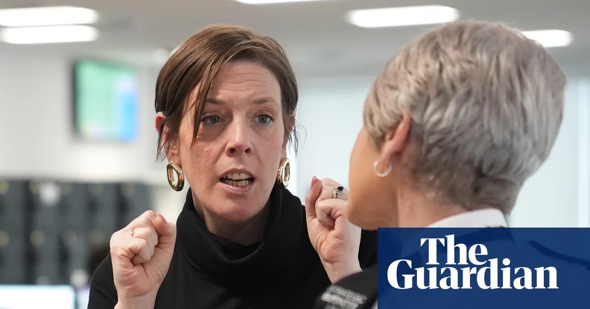 Jess Phillips supports jury bill amid her fight against court delays impacting women and girls