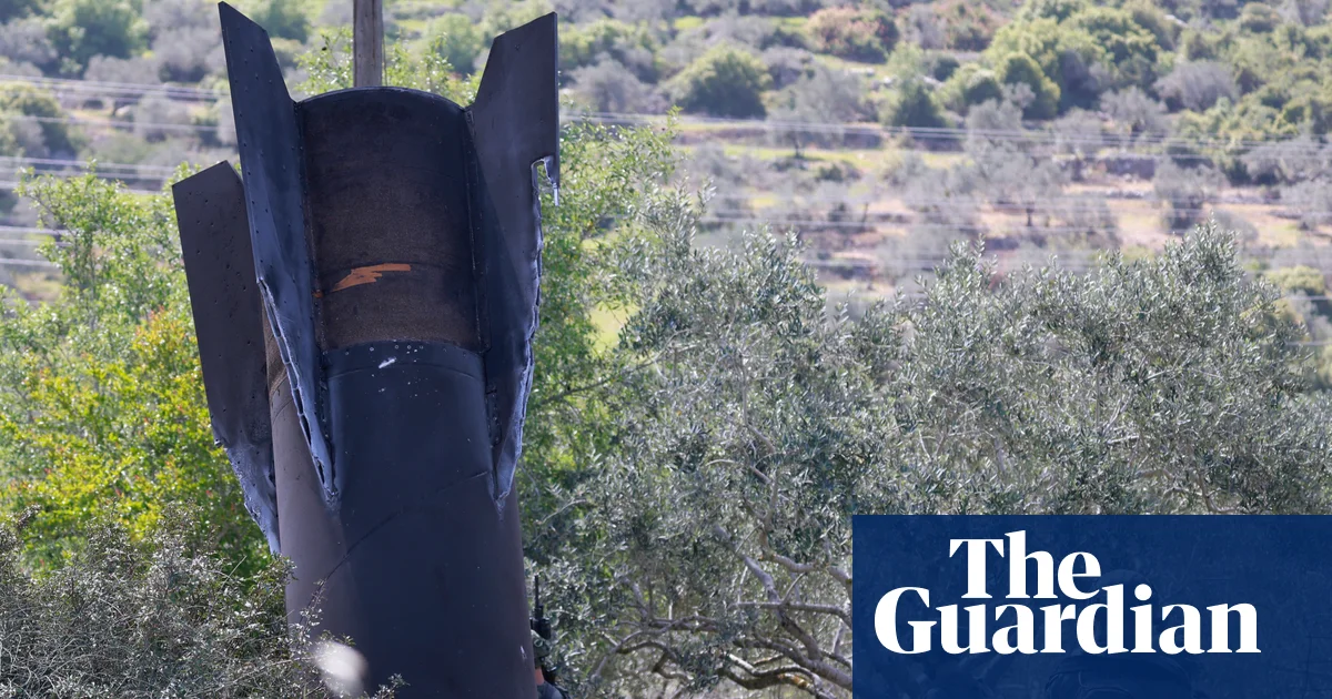 US to Deploy Airborne Troops to Middle East as Trump Claims Iran Talks Underway