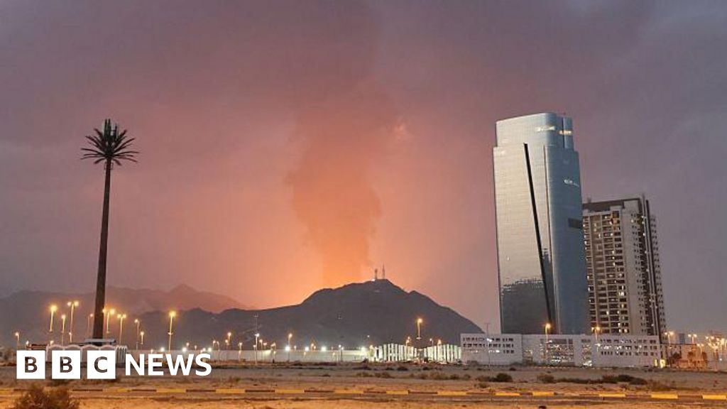 Hamas Calls on Iran to Stand Down Against Gulf Attacks