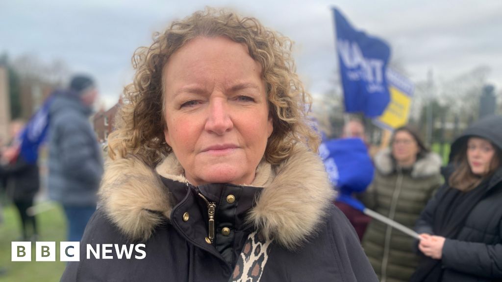 Teacher claims students locked her in — a sign of youth defiance?