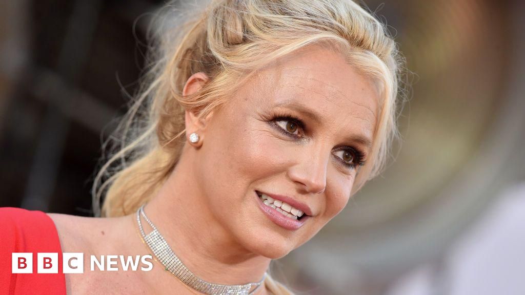Britney Spears Hit with DUI Charge in California