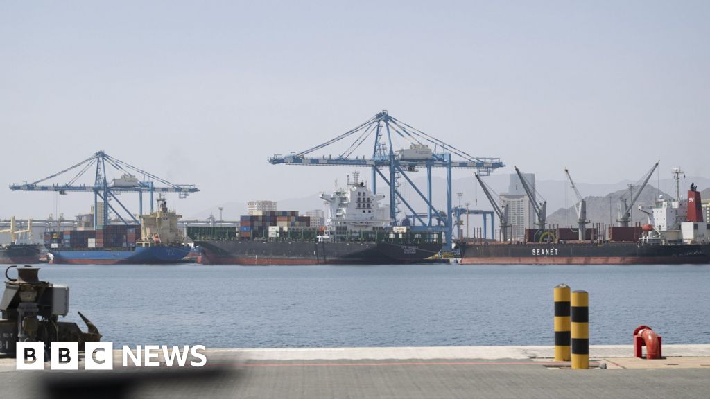 U.S. Takes Action Against Iranian Fast Boats Following UAE Oil Attack
