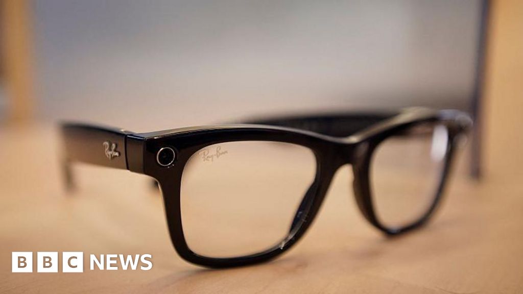 Meta Under Fire as Workers Claim Smart Glasses Spied on Sex, Facing Termination