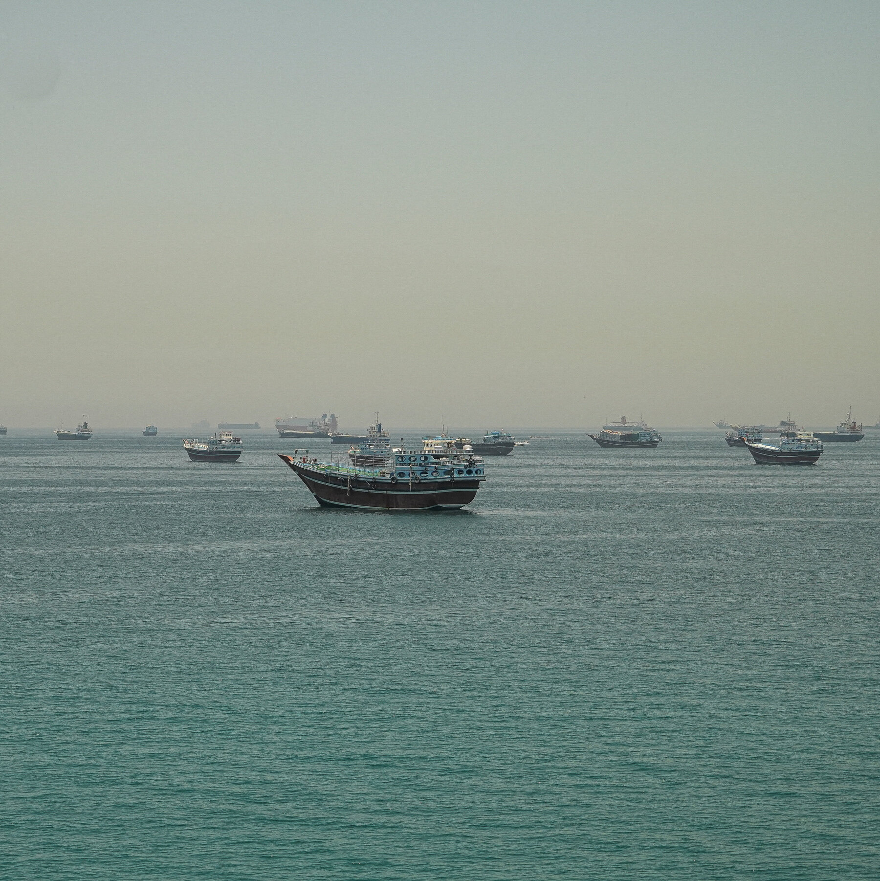 Iran War Diplomacy: U.S. Strikes Coincide with Resumption of Qatar Peace Talks