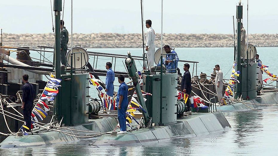 Iran's Submarine Deployment to Hormuz Strait Raises Regional Tensions Amid Expert Skepticism