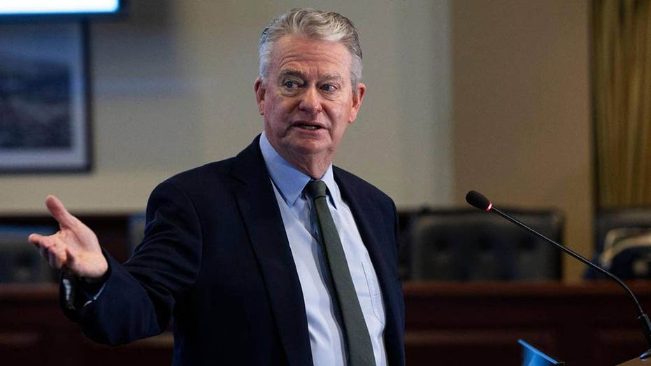 Idaho Gubernatorial Race: Governor Brad Little Set for Third Term Bid Against Democratic Foe