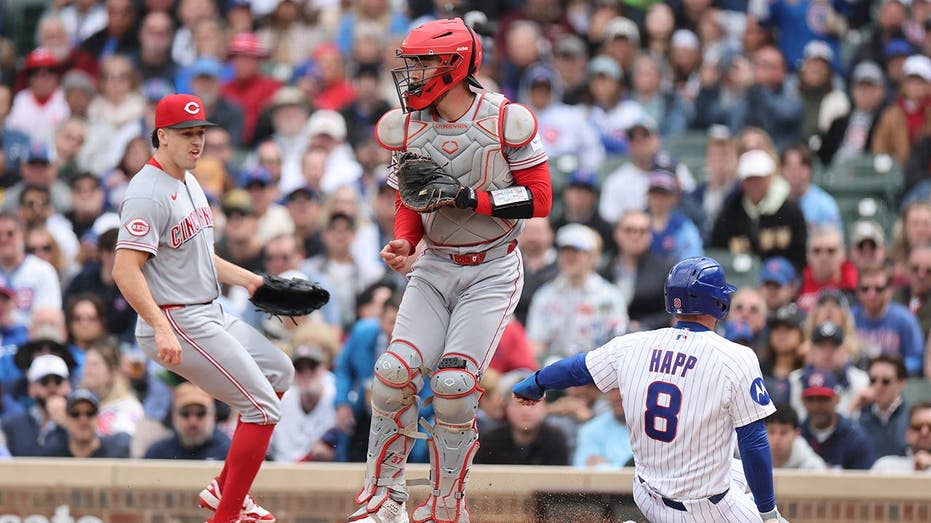 Reds' Costly Baserunning Error Highlights Struggles Amid Seven-Game Losing Streak