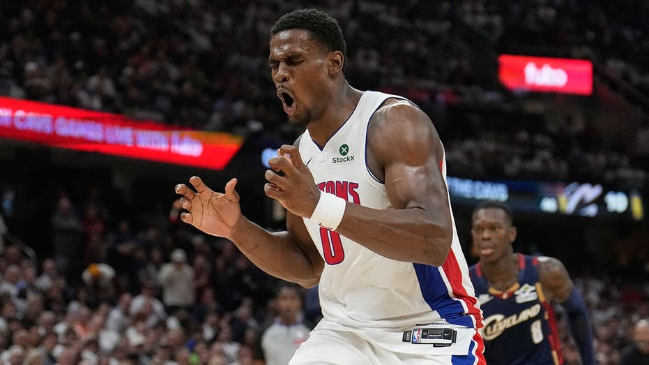 Charles Barkley Delivers Scathing Critique of Jalen Duren's Rebounding in Pivotal Playoff Series