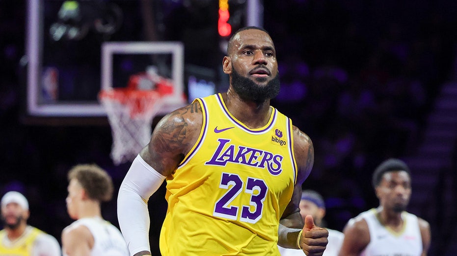 LeBron James Fuels Cavaliers Return Talk Amid Lakers Playoff Exit