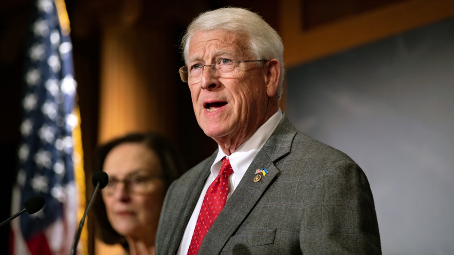 Senator Wicker Warns Trump Against 'Weak Iran Deal,' Urges 'Finish the Job'