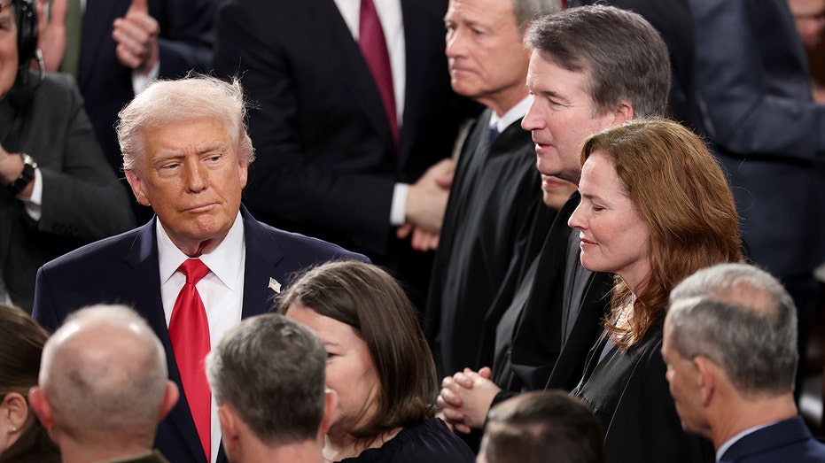 Trump Blasts Justices Gorsuch, Barrett Over Tariff Ruling