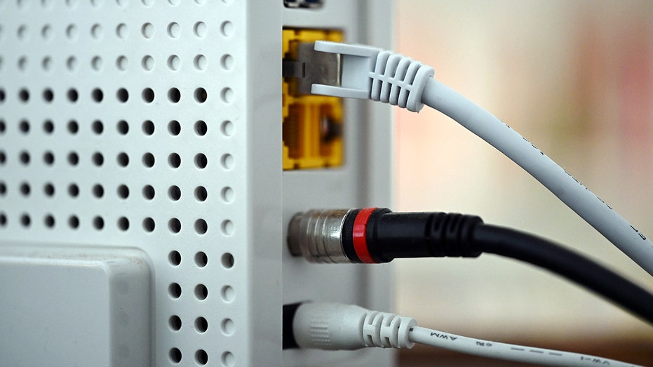 FBI Warns: Russian Hackers Exploited Old Wi-Fi Routers for Espionage