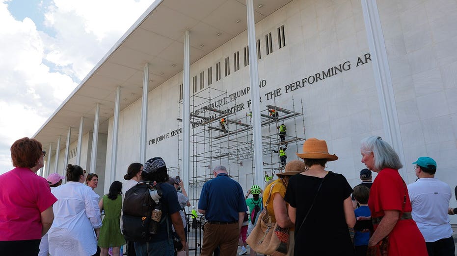 Kennedy Center Removes Trump Name Following Court Order Upholding Congressional Authority